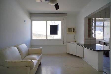 Sala de apartamento para alugar com 2 quartos, 62m² em Floresta, Porto Alegre