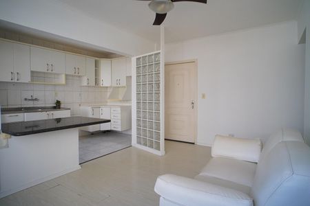 Sala de apartamento para alugar com 2 quartos, 62m² em Floresta, Porto Alegre