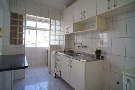 Apartamento para alugar com 62m², 2 quartos e 2 vagasCozinha 