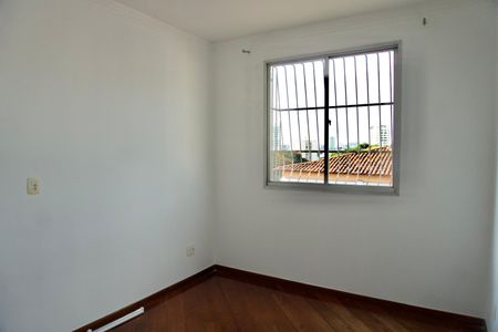Apartamento à venda com 86m², 3 quartos e 2 vagasQuarto 2
