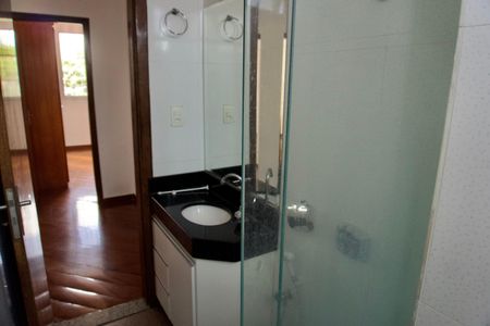 Apartamento à venda com 86m², 3 quartos e 2 vagasBanheiro