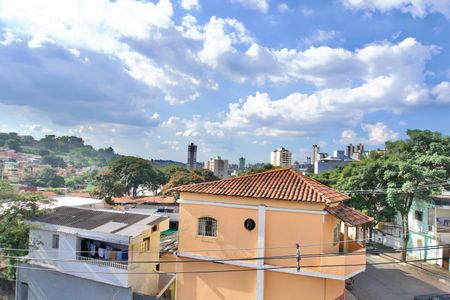 Apartamento à venda com 86m², 3 quartos e 2 vagasQuarto 2 - Janela Vista