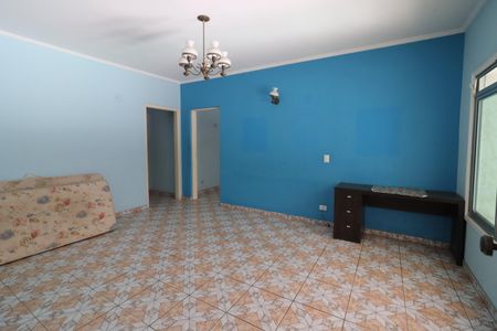 Casa à venda com 280m², 3 quartos e 3 vagasSala
