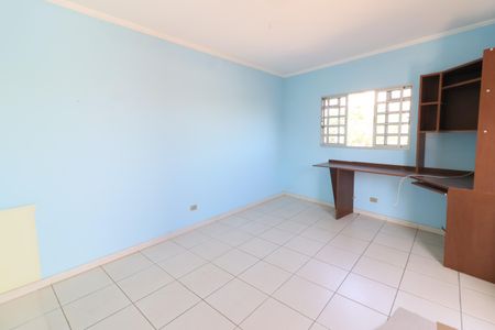 Casa à venda com 280m², 3 quartos e 3 vagasSala 2