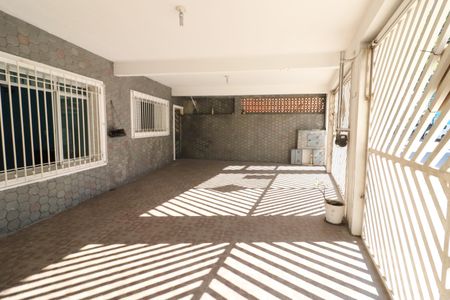 Casa à venda com 280m², 3 quartos e 3 vagasGaragem