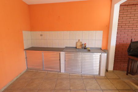 Casa à venda com 280m², 3 quartos e 3 vagasChurrasqueira