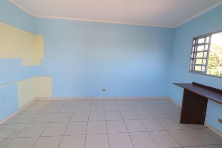 Casa à venda com 280m², 3 quartos e 3 vagasSala 2