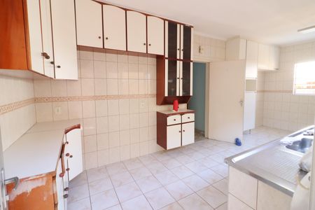 Casa à venda com 280m², 3 quartos e 3 vagasCozinha