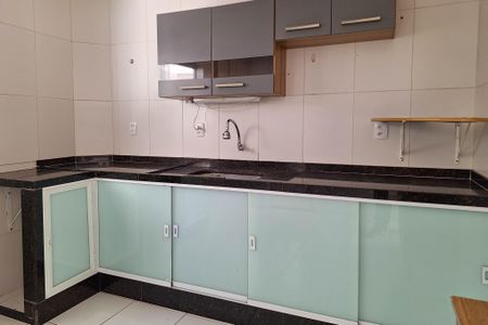 Casa de condomínio para alugar com 142m², 3 quartos e 3 vagas Casa de condomínio para alugar com 142m², 3 quartos e 3 vagasCozinha