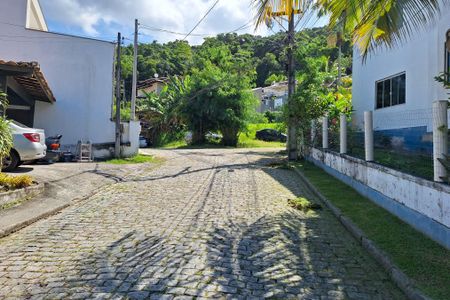 Casa de condomínio para alugar com 142m², 3 quartos e 3 vagas Casa de condomínio para alugar com 142m², 3 quartos e 3 vagasFachada