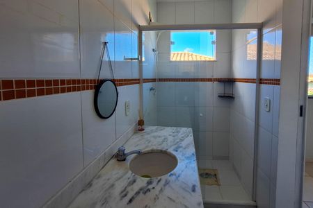 Casa de condomínio para alugar com 142m², 3 quartos e 3 vagas Casa de condomínio para alugar com 142m², 3 quartos e 3 vagasBanheiro da Suíte 1