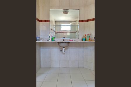 Casa de condomínio para alugar com 142m², 3 quartos e 3 vagas Casa de condomínio para alugar com 142m², 3 quartos e 3 vagasBanheiro da Suíte 2