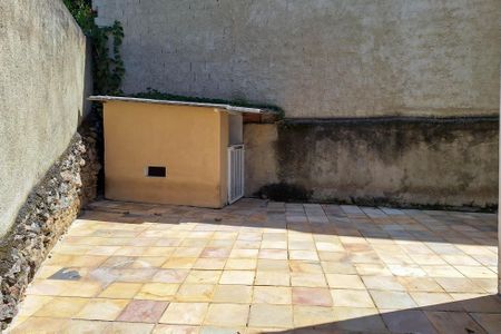 Casa de condomínio para alugar com 142m², 3 quartos e 3 vagas Casa de condomínio para alugar com 142m², 3 quartos e 3 vagasQuintal