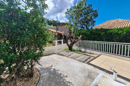 Casa de condomínio para alugar com 142m², 3 quartos e 3 vagas Casa de condomínio para alugar com 142m², 3 quartos e 3 vagasQuintal