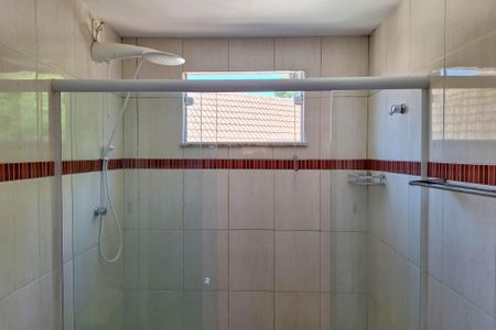 Casa de condomínio para alugar com 142m², 3 quartos e 3 vagas Casa de condomínio para alugar com 142m², 3 quartos e 3 vagasBanheiro da Suíte 2