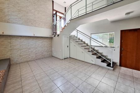 Casa de condomínio para alugar com 142m², 3 quartos e 3 vagas Casa de condomínio para alugar com 142m², 3 quartos e 3 vagasSala