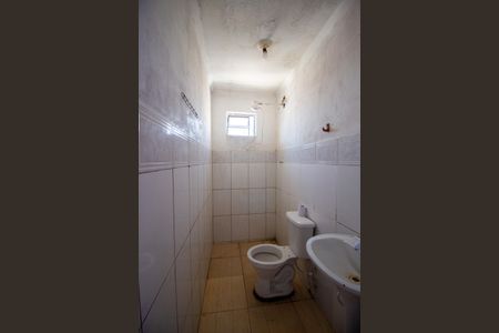 Casa para alugar com 91m², 2 quartos e sem vagaBanheiro