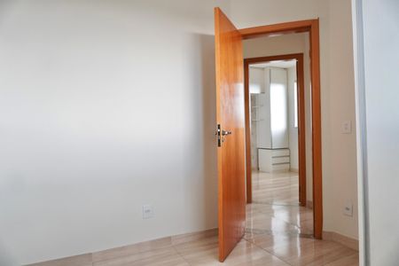 Apartamento à venda com 3 quartos, 79m² em Cachoeirinha, Belo Horizonte