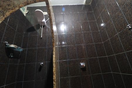 Casa para alugar com 330m², 4 quartos e 2 vagasBanheiro do Quarto 2