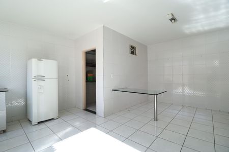 Casa para alugar com 330m², 4 quartos e 2 vagasCozinha