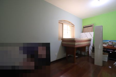 Casa para alugar com 330m², 4 quartos e 2 vagasQuarto 4