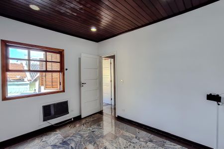 Casa para alugar com 160m², 3 quartos e 1 vaga Casa para alugar com 160m², 3 quartos e 1 vagaQuarto 2