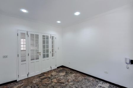 Casa para alugar com 160m², 3 quartos e 1 vaga Casa para alugar com 160m², 3 quartos e 1 vagaSala
