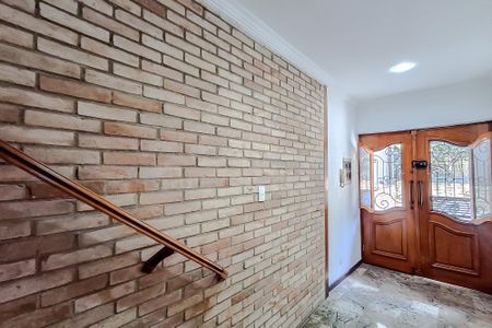 Casa para alugar com 160m², 3 quartos e 1 vaga Casa para alugar com 160m², 3 quartos e 1 vagaHall