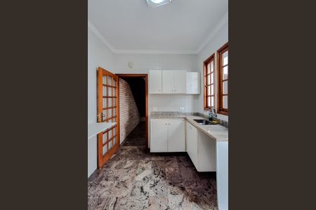 Casa para alugar com 160m², 3 quartos e 1 vaga Casa para alugar com 160m², 3 quartos e 1 vagaCozinha