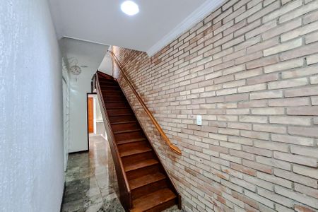 Casa para alugar com 160m², 3 quartos e 1 vaga Casa para alugar com 160m², 3 quartos e 1 vagaHall