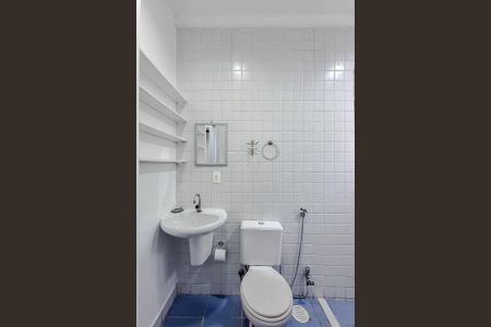 Casa para alugar com 160m², 3 quartos e 1 vaga Casa para alugar com 160m², 3 quartos e 1 vagaBanheiro