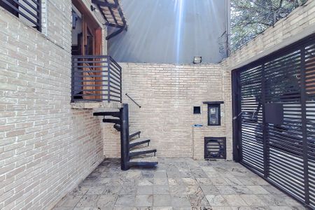 Casa para alugar com 160m², 3 quartos e 1 vaga Casa para alugar com 160m², 3 quartos e 1 vagaGaragem