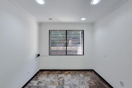 Casa para alugar com 160m², 3 quartos e 1 vaga Casa para alugar com 160m², 3 quartos e 1 vagaSala