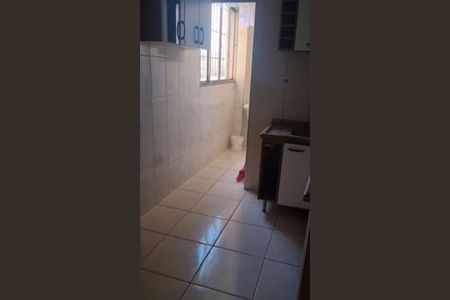 Cozinha de apartamento para alugar com 1 quarto, 60m² em Bom Retiro, São Paulo