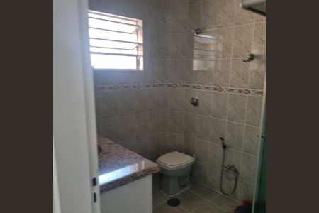 Banheiro  de apartamento para alugar com 1 quarto, 60m² em Bom Retiro, São Paulo