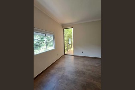 Casa de condomínio para alugar com 230m², 4 quartos e 2 vagasQuarto