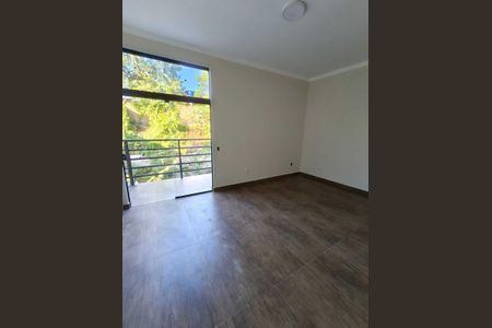 Sala de casa de condomínio para alugar com 4 quartos, 230m² em Rio Tavares Central, Florianópolis