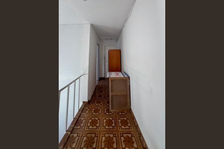 Casa à venda com 183m², 4 quartos e 2 vagasCorredor