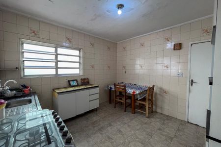 Casa à venda com 183m², 4 quartos e 2 vagasCozinha