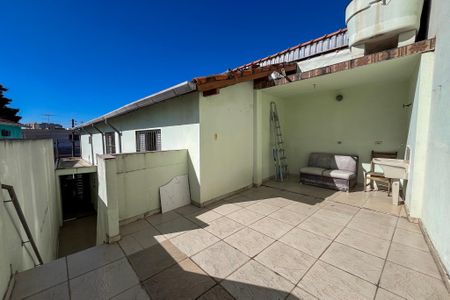 Casa à venda com 183m², 4 quartos e 2 vagasÁrea de Serviço 2