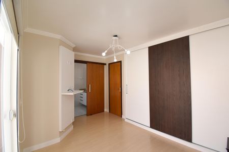 Casa de condomínio para alugar com 180m², 3 quartos e 2 vagasSuíte