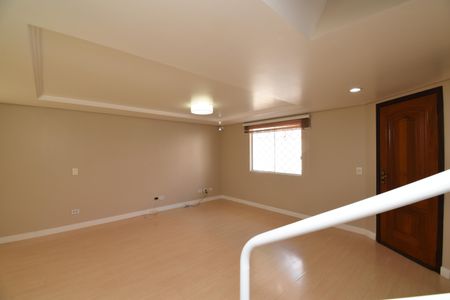 Casa de condomínio para alugar com 180m², 3 quartos e 2 vagasSala