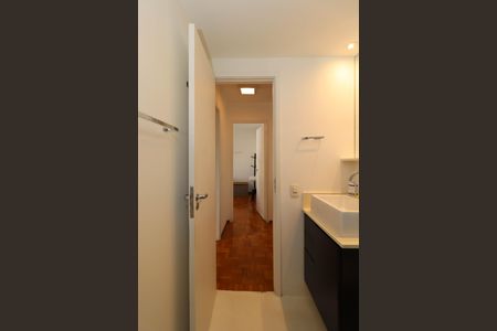 Apartamento à venda com 78m², 2 quartos e 1 vagaBanheiro social
