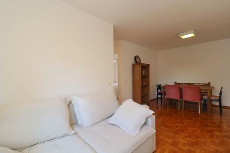 Apartamento à venda com 78m², 2 quartos e 1 vagaSala