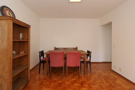 Apartamento à venda com 78m², 2 quartos e 1 vagaSala