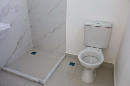 Casa de condomínio à venda com 94m², 2 quartos e 2 vagasBanheiro da Suíte 2