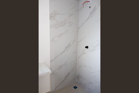 Casa de condomínio à venda com 94m², 2 quartos e 2 vagasBanheiro da Suíte 1