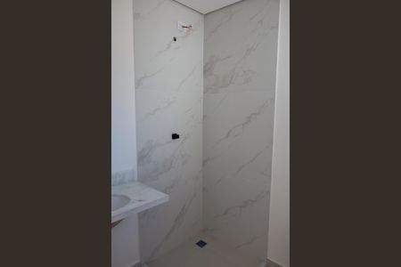 Casa de condomínio à venda com 94m², 2 quartos e 2 vagasBanheiro da Suíte 2