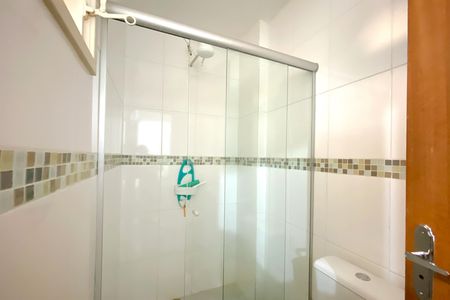 Apartamento à venda com 335m², 4 quartos e 1 vaga Apartamento à venda com 335m², 4 quartos e 1 vagaBanheiro da Suíte 2