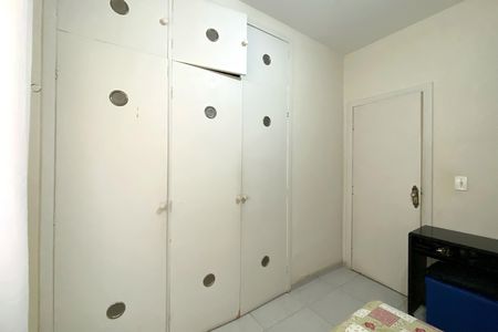Apartamento à venda com 335m², 4 quartos e 1 vaga Apartamento à venda com 335m², 4 quartos e 1 vagaQuarto 2